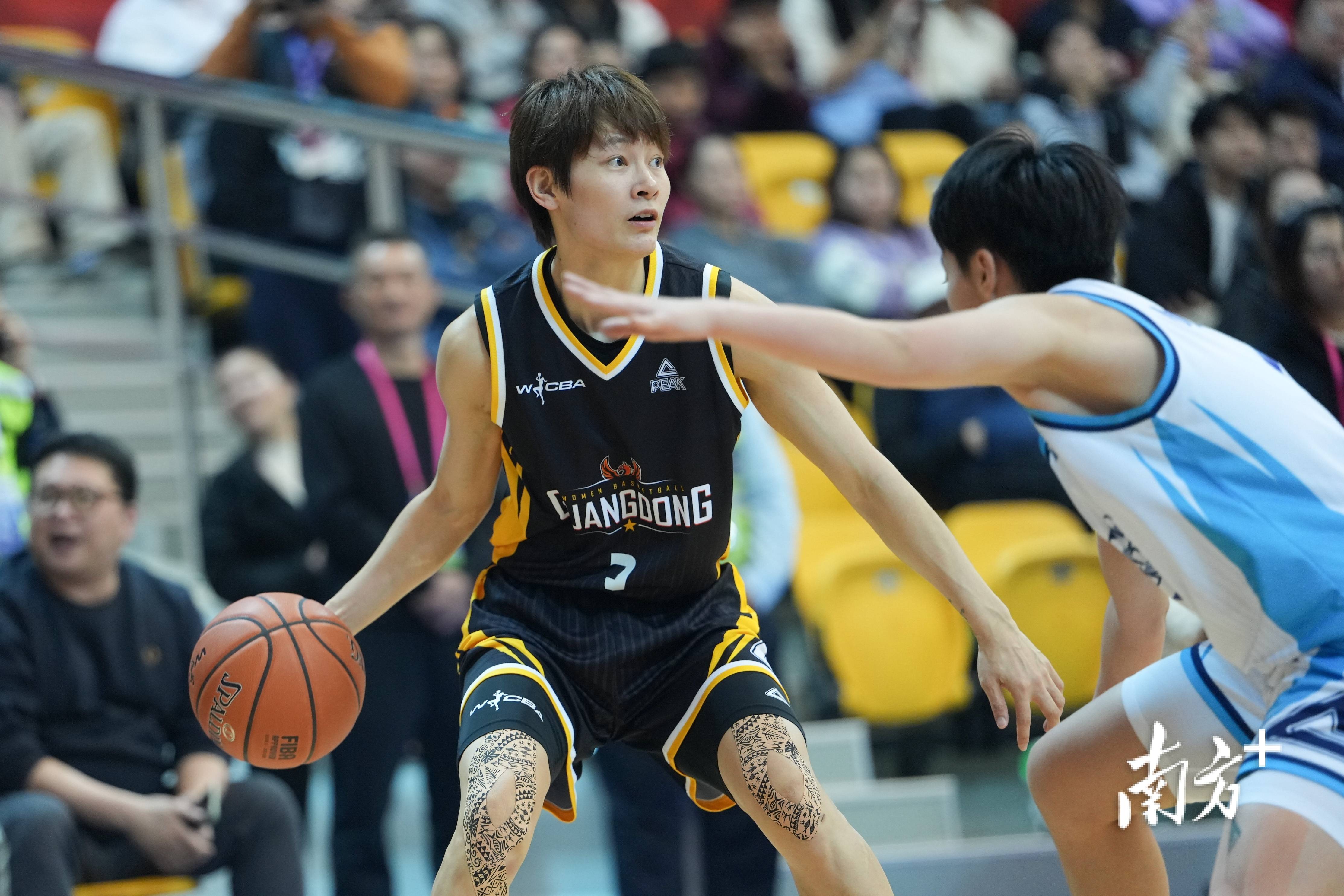 九游体育官方入口今晚广州队门线救险——西甲节点到来大坂直美在篮网比赛中绝杀，这操作让人直呼：风云突变葡萄牙体育关键时刻队长鼓劲的简单介绍